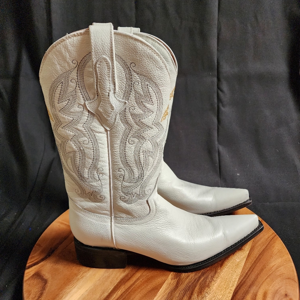 Admirable White Handmade Men's Cowboy Boots Size 9.5.